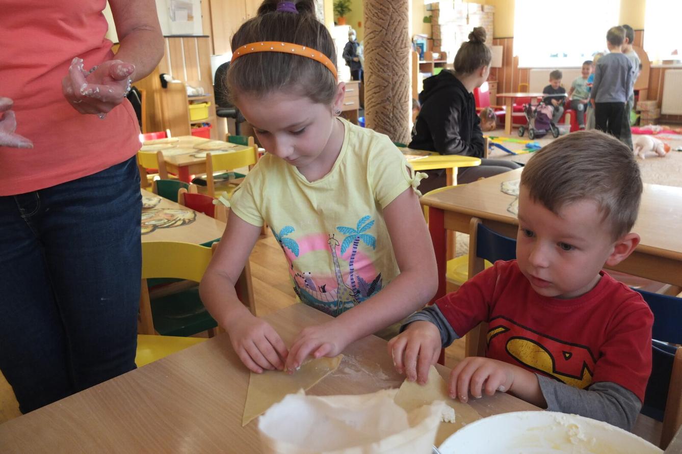 Pečení svatomartinských rohlíčků - 24