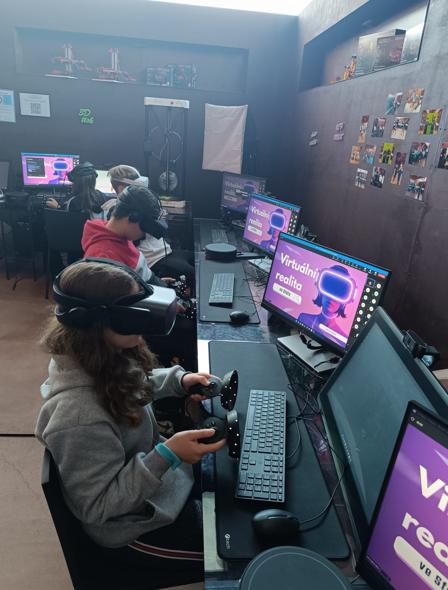 Sféra Pardubice II. stupeň - 18