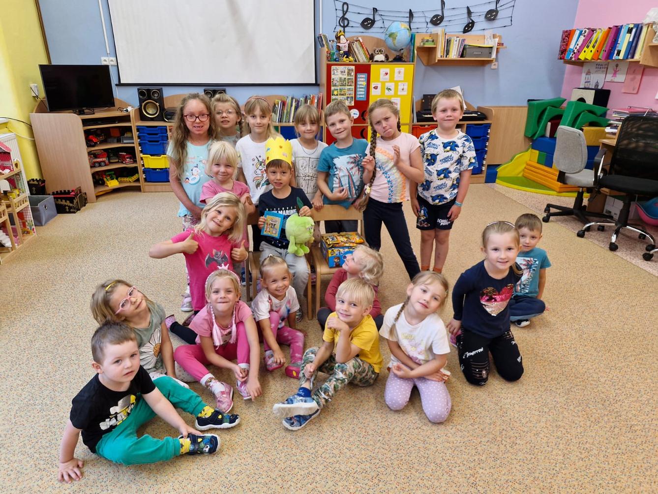 SLAVÍME: PÁŤA MĚL NAROZENINY - 6