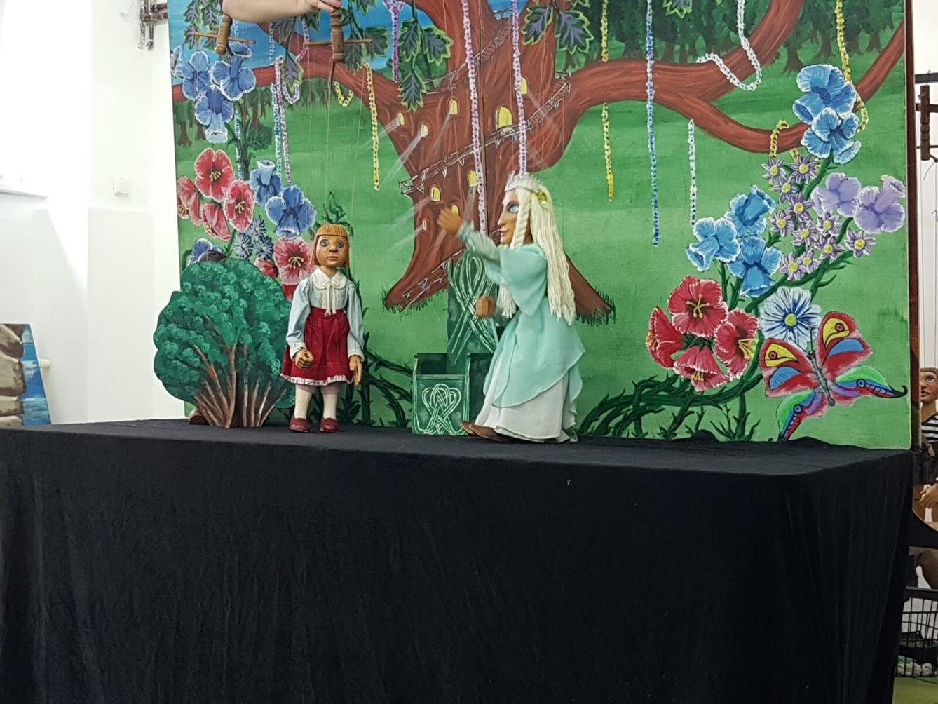 LOUTKOVÉ DIVADLO: ,,O LESNÍ VÍLE" - 7