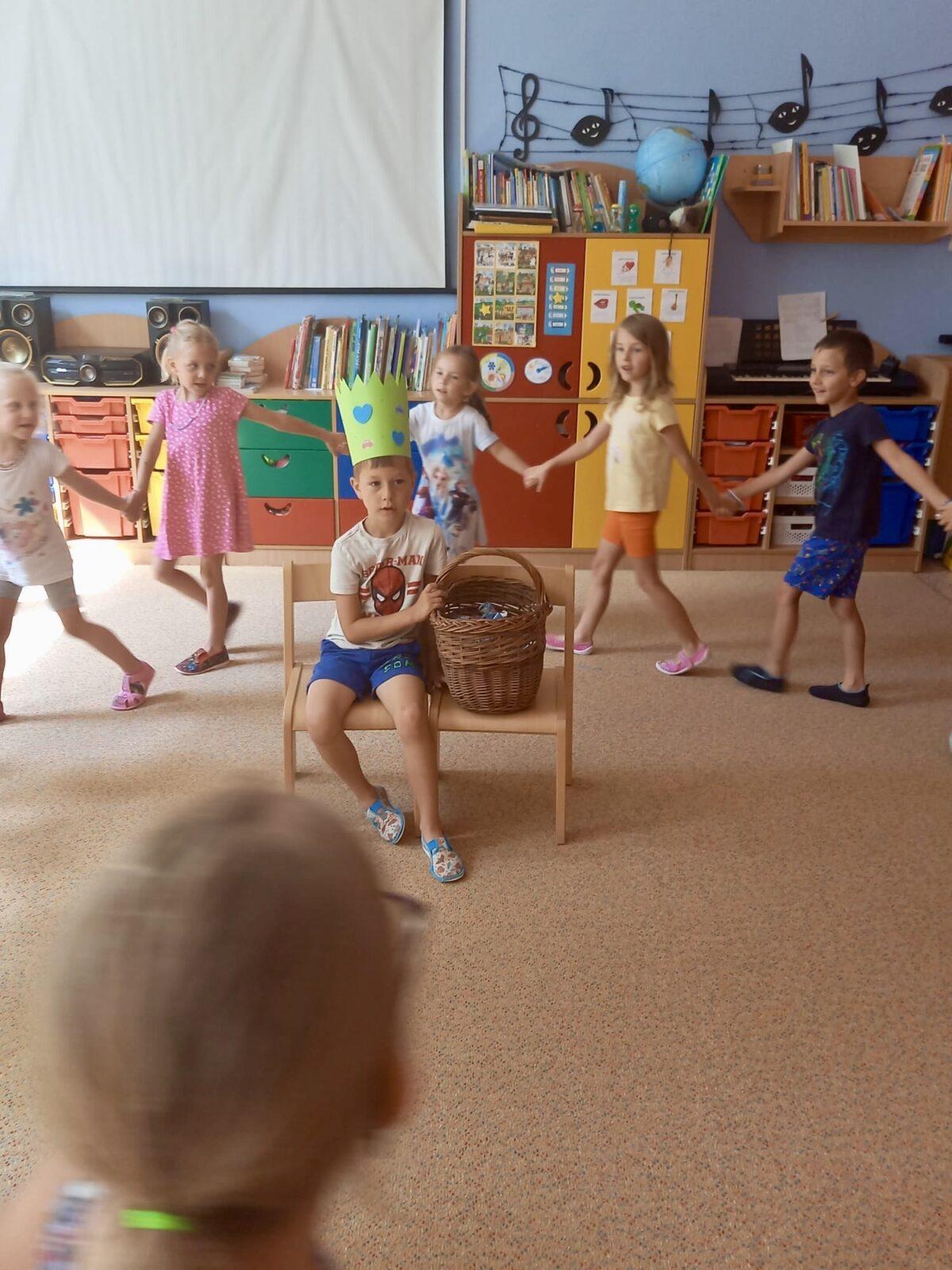 SLAVÍME: PÁŤA MĚL NAROZENINY - 5