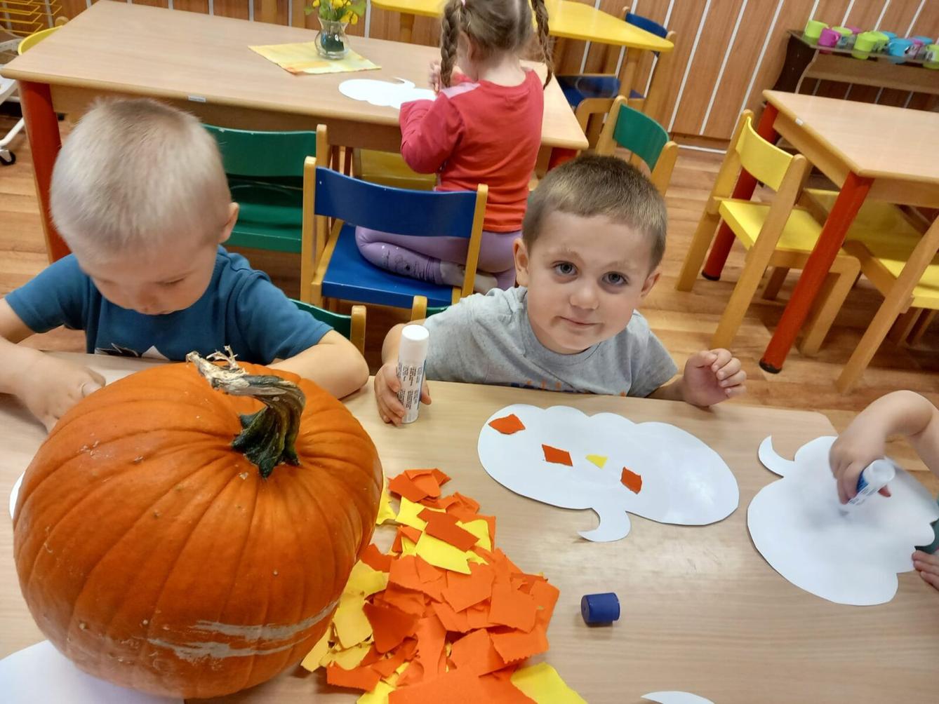 podzimní tvoření a hry u dráčků - 9