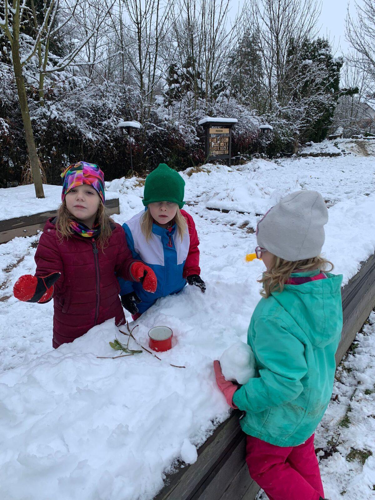 První sníh ve školce - 9