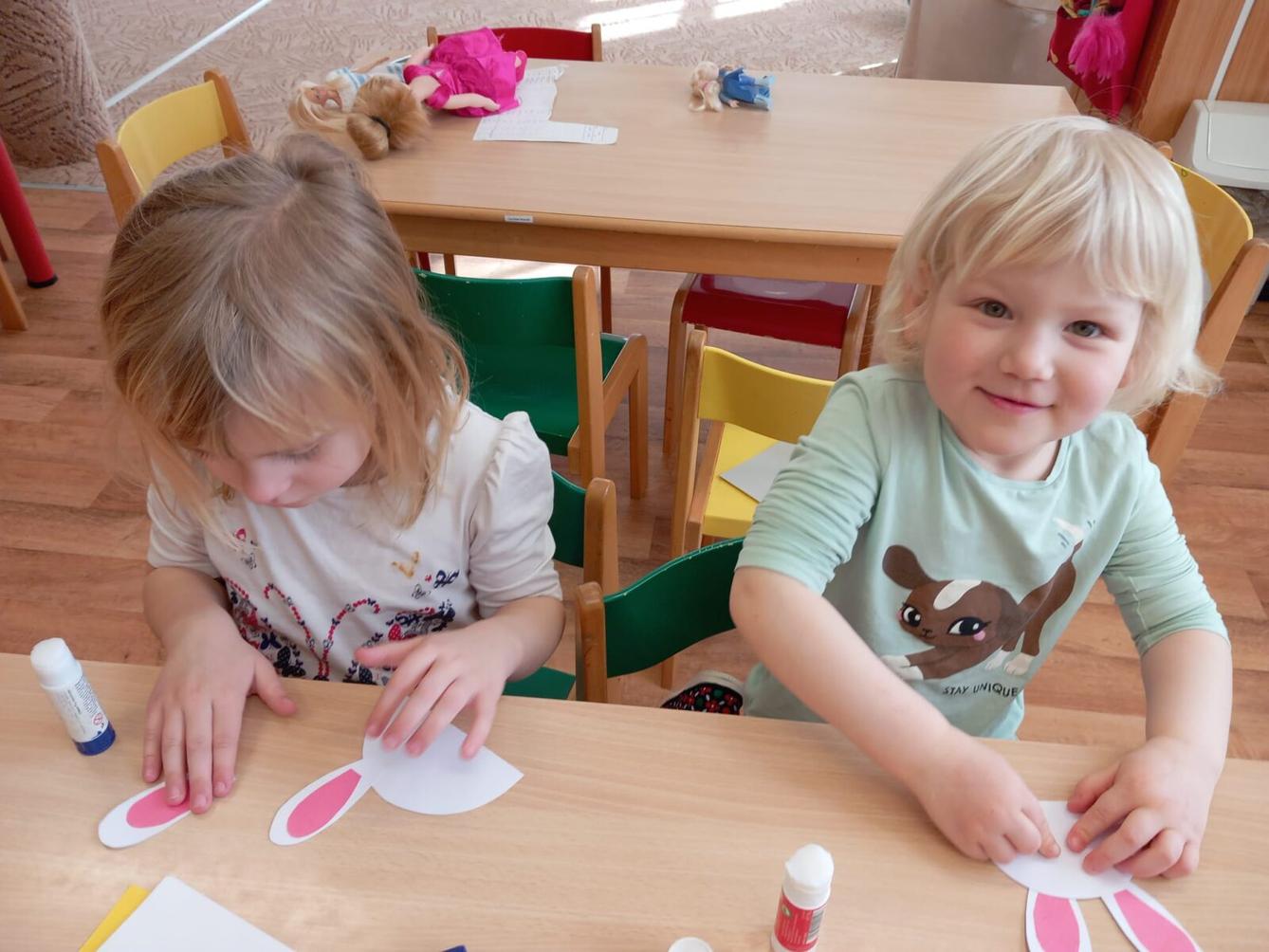 Velikonoční hrátky a vyrábění u dráčků - 9