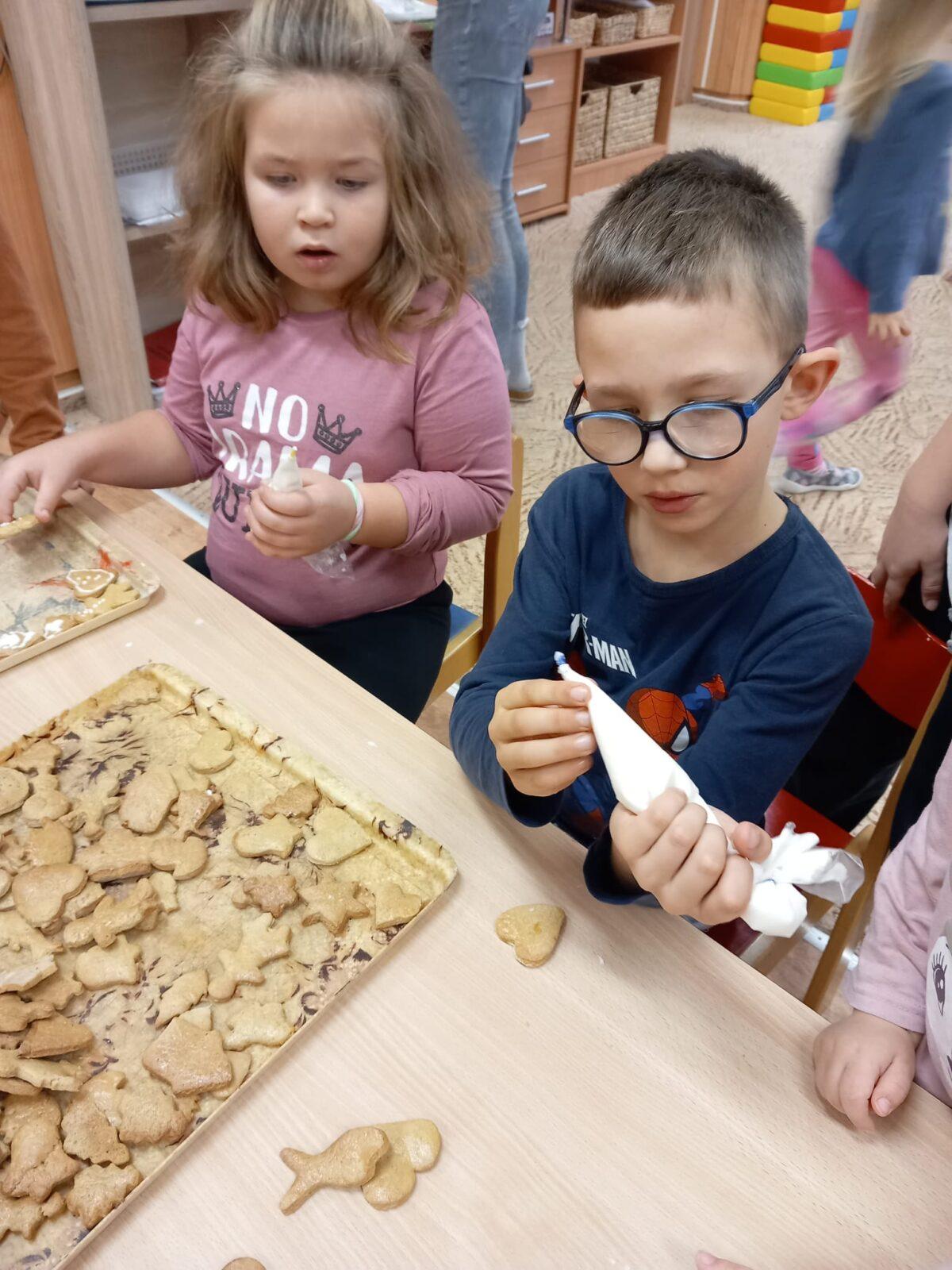 Zdobení perníčků - 10