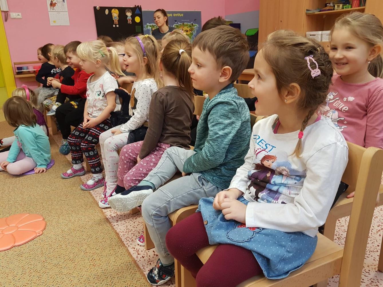 DIVADÉLKO: ,,JAK ZVÍŘÁTKA NAŠLA NOVÝ DOMOV" - 9