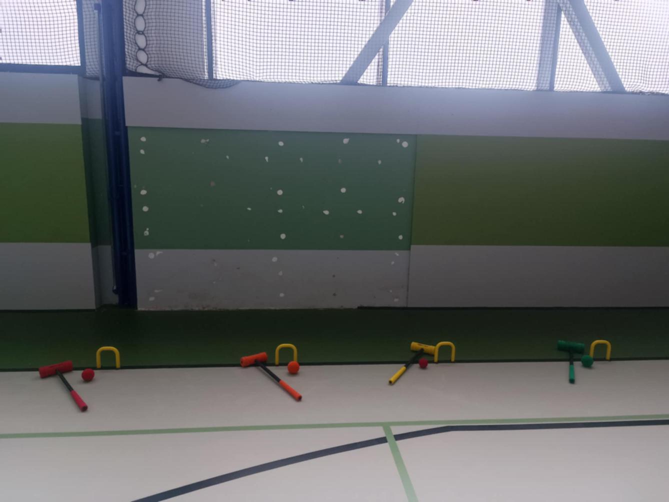 Družinka a děti s rodiči**"sportovní odpoledne" - 60