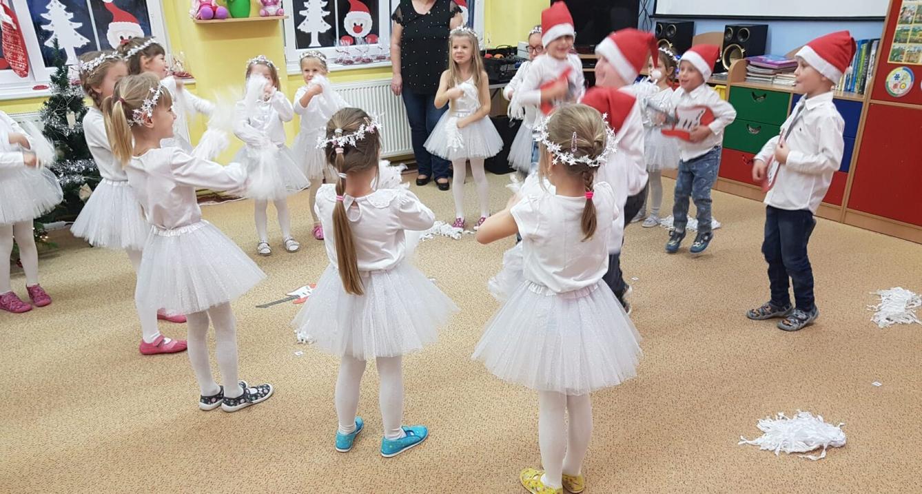 VÁNOČNÍ BESÍDKA - 33