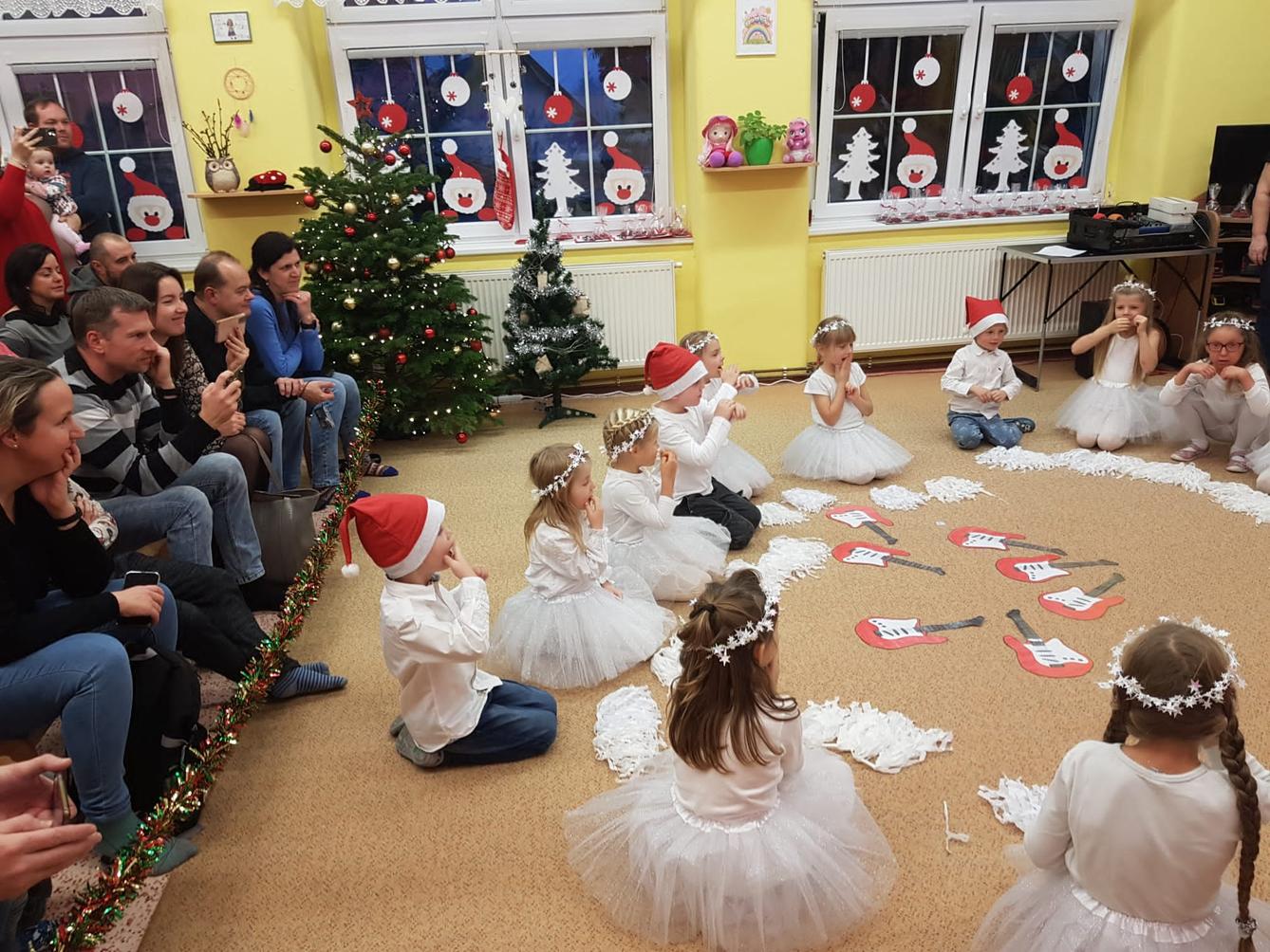 VÁNOČNÍ BESÍDKA - 34