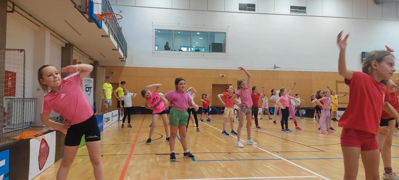 Sportovní dopoledne pro děvčata - 18