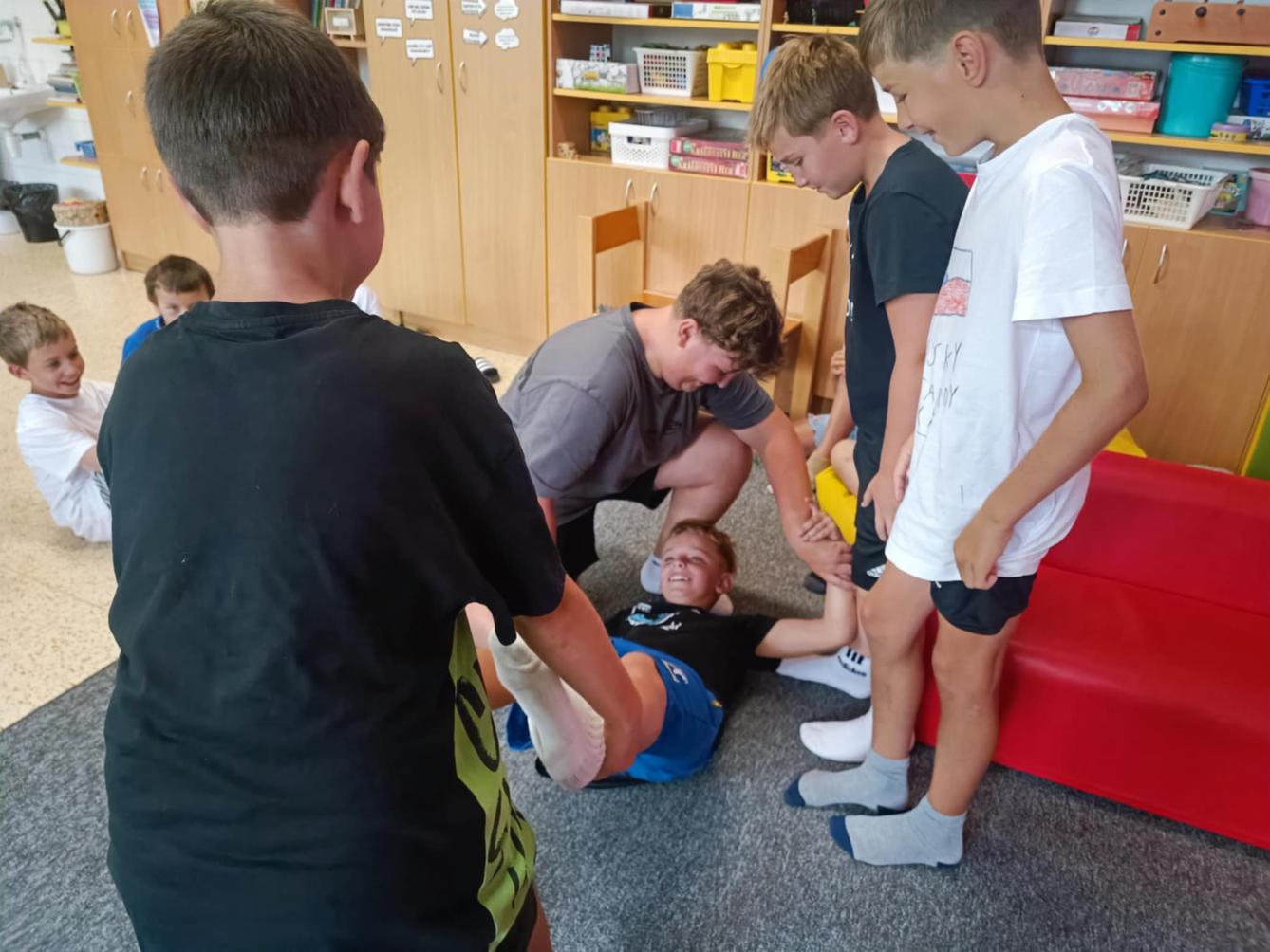 TÝDEN PLNÝ ZÁBAVY II - čtvrtek - 64