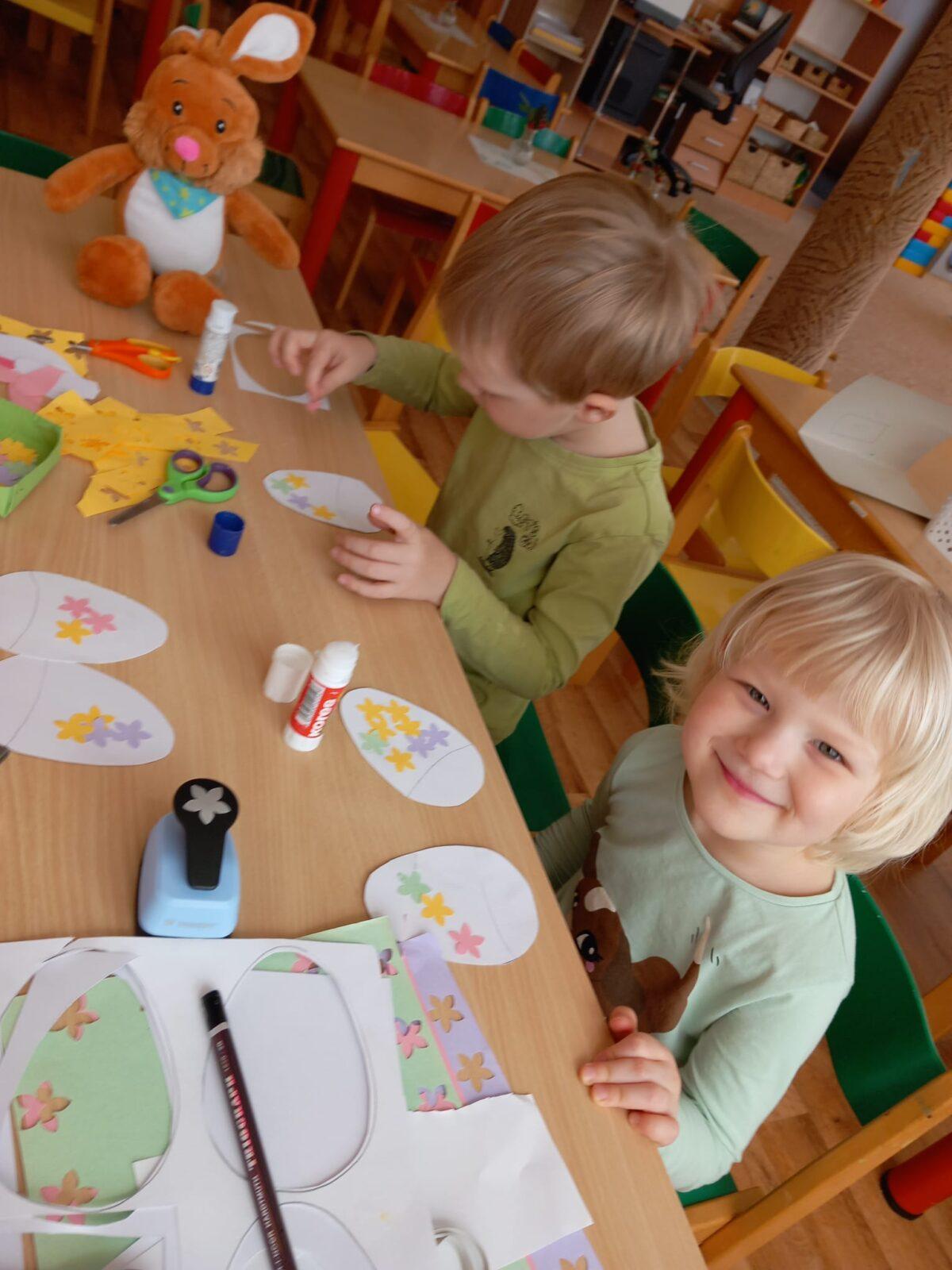 Velikonoční hrátky a vyrábění u dráčků - 11