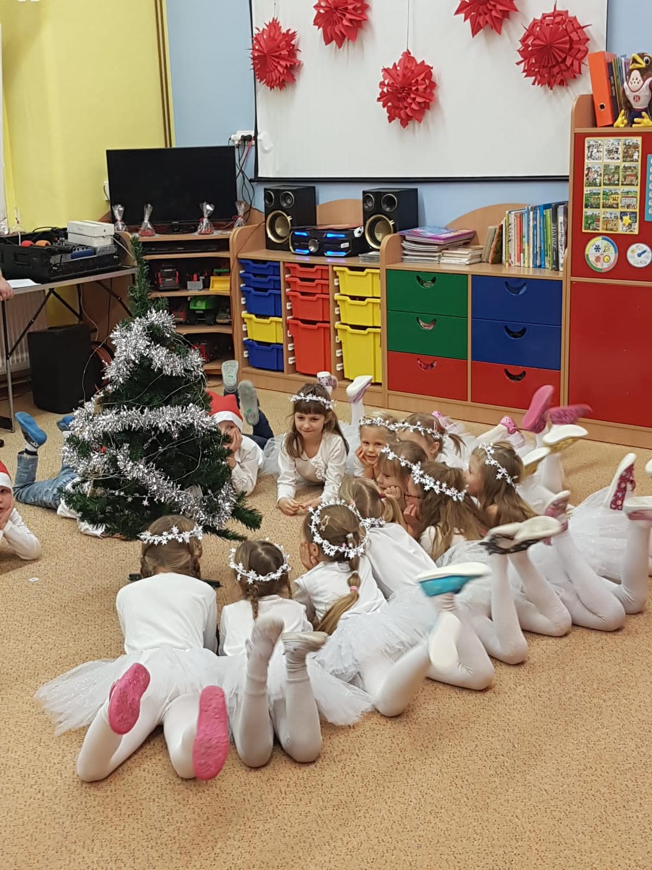 VÁNOČNÍ BESÍDKA - 35