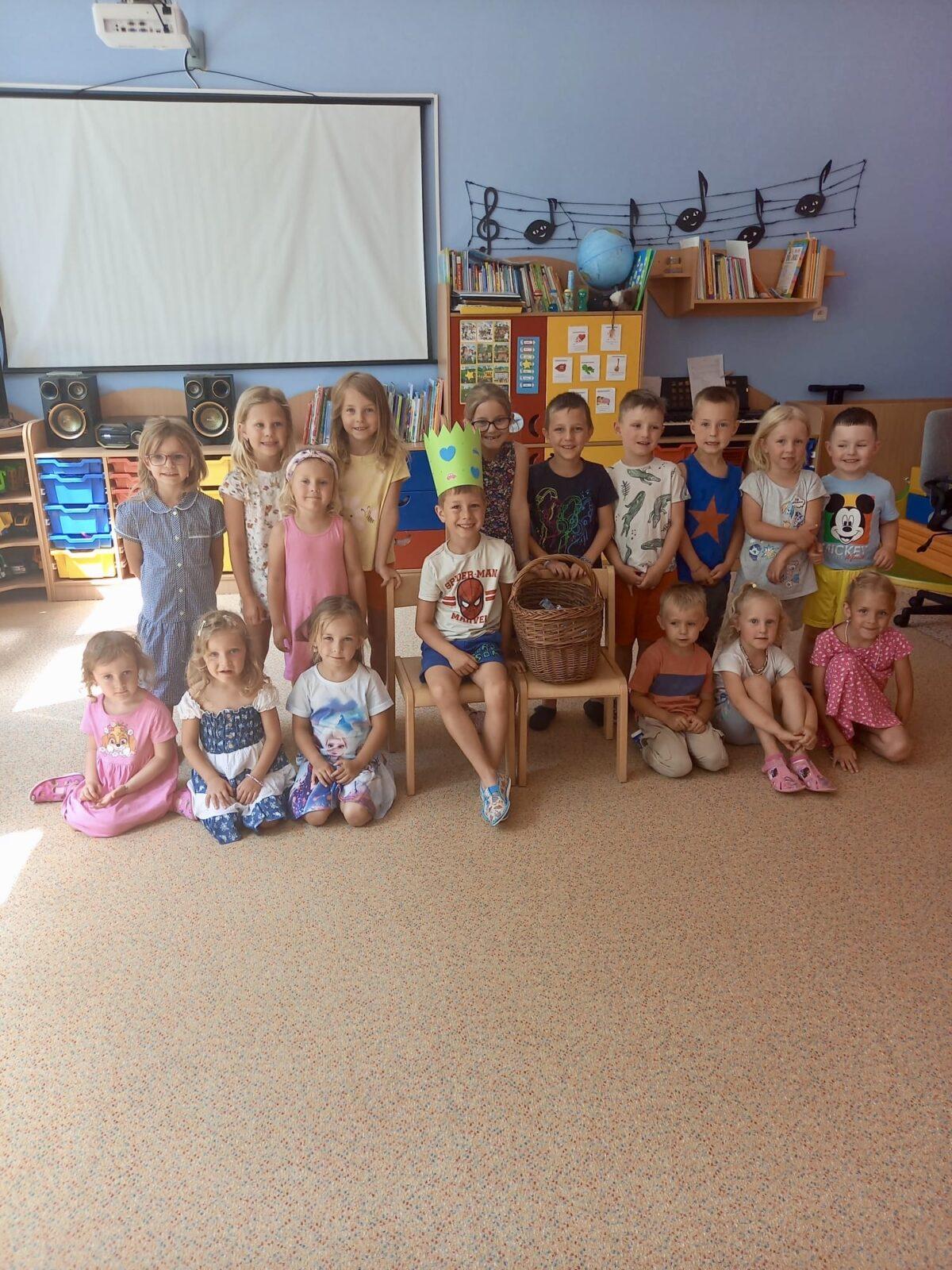 SLAVÍME: PÁŤA MĚL NAROZENINY - 6