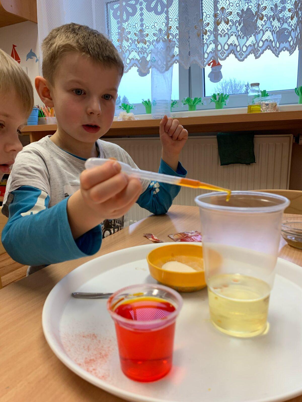 pokusy s vodou - námořníci - 17