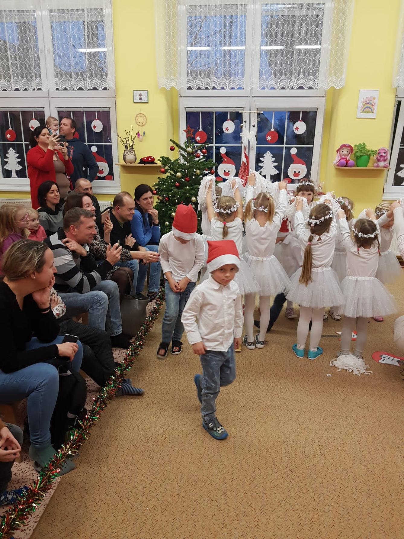 VÁNOČNÍ BESÍDKA - 37