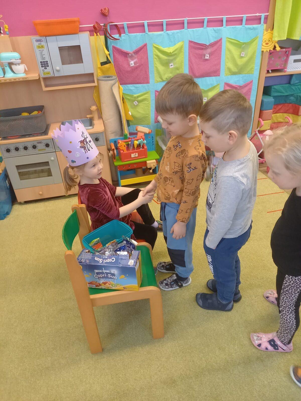 SLAVÍME: TEREZKA MĚLA NAROZENINY - 8