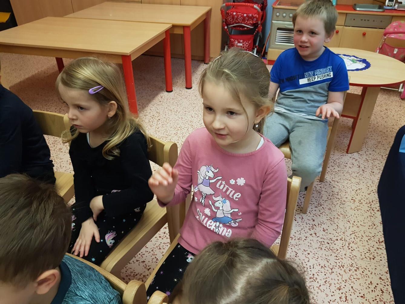 DIVADÉLKO: ,,JAK ZVÍŘÁTKA NAŠLA NOVÝ DOMOV" - 11