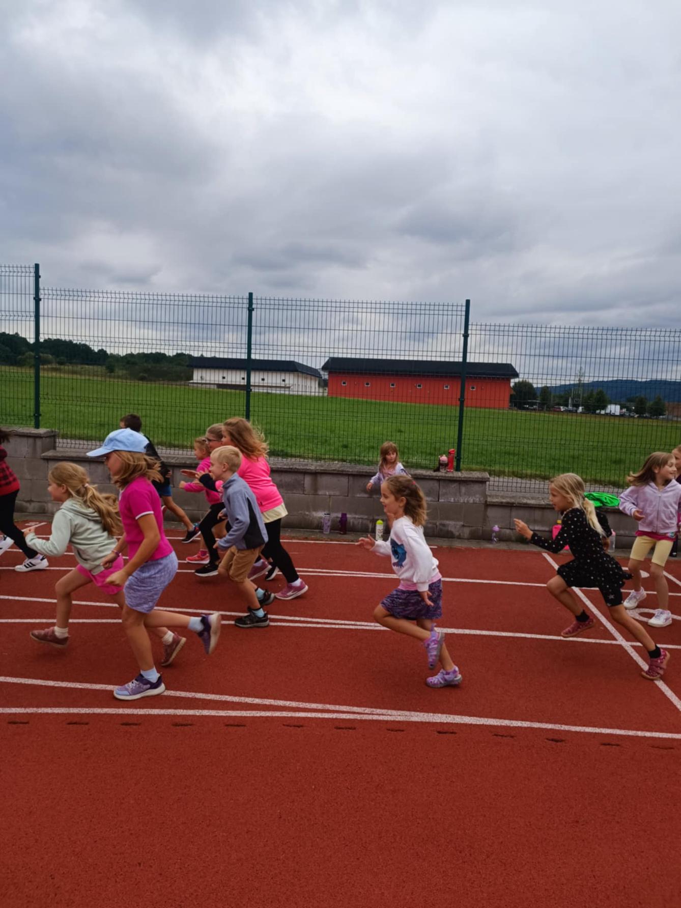 ŠKOLNÍ DRUŽINA - 2. ODDĚLENÍ -PODZIM - 87