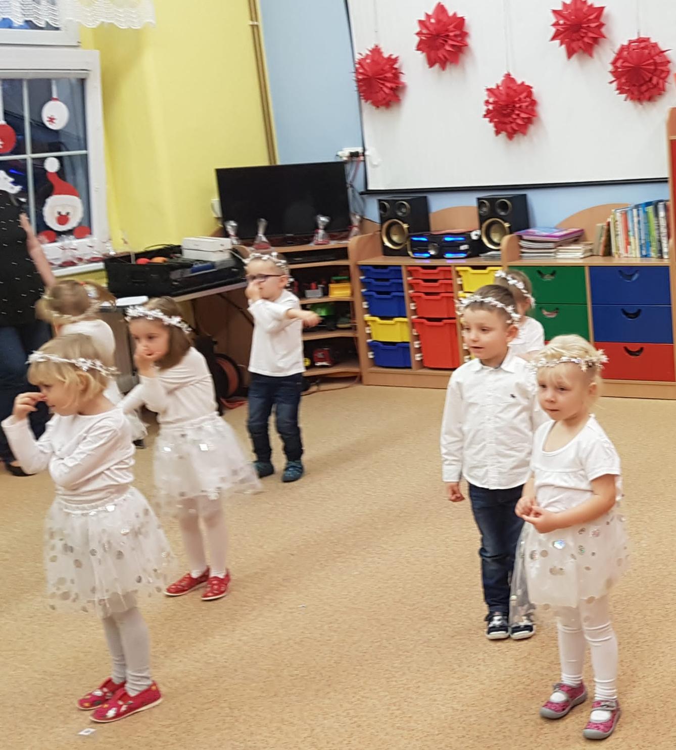 VÁNOČNÍ BESÍDKA - 40