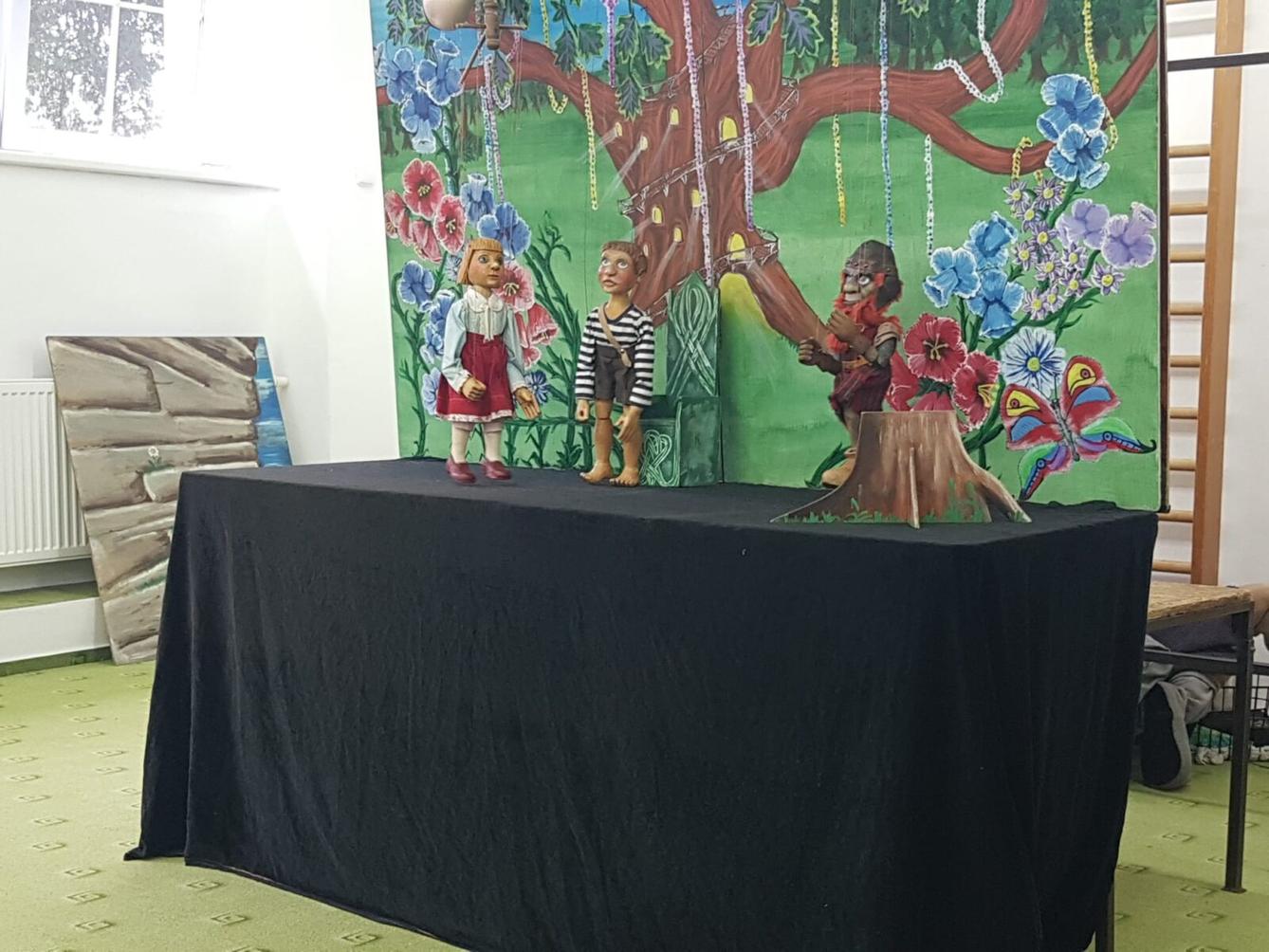 LOUTKOVÉ DIVADLO: ,,O LESNÍ VÍLE" - 9