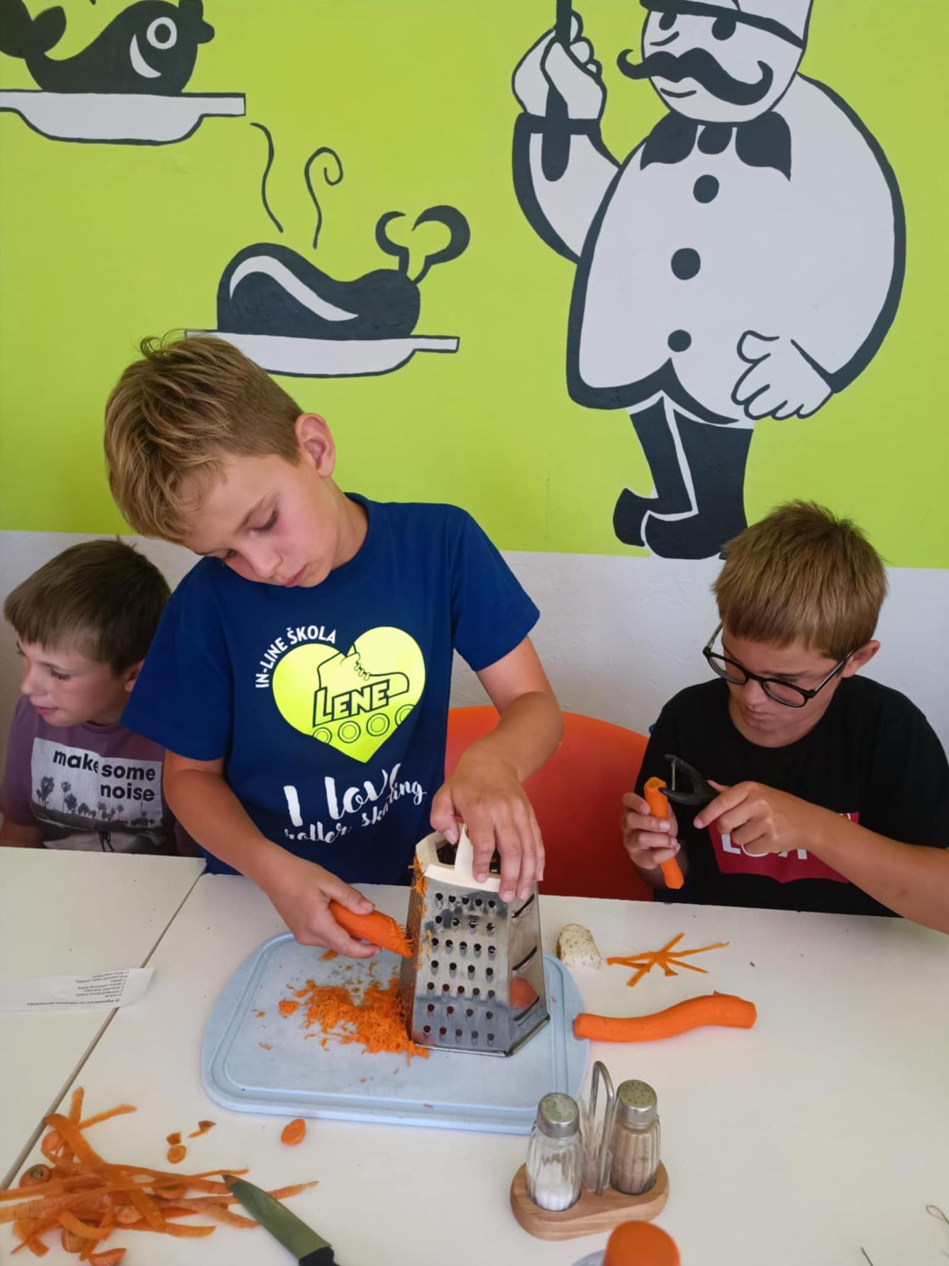 Týden plný zábavy II - úterý - 26