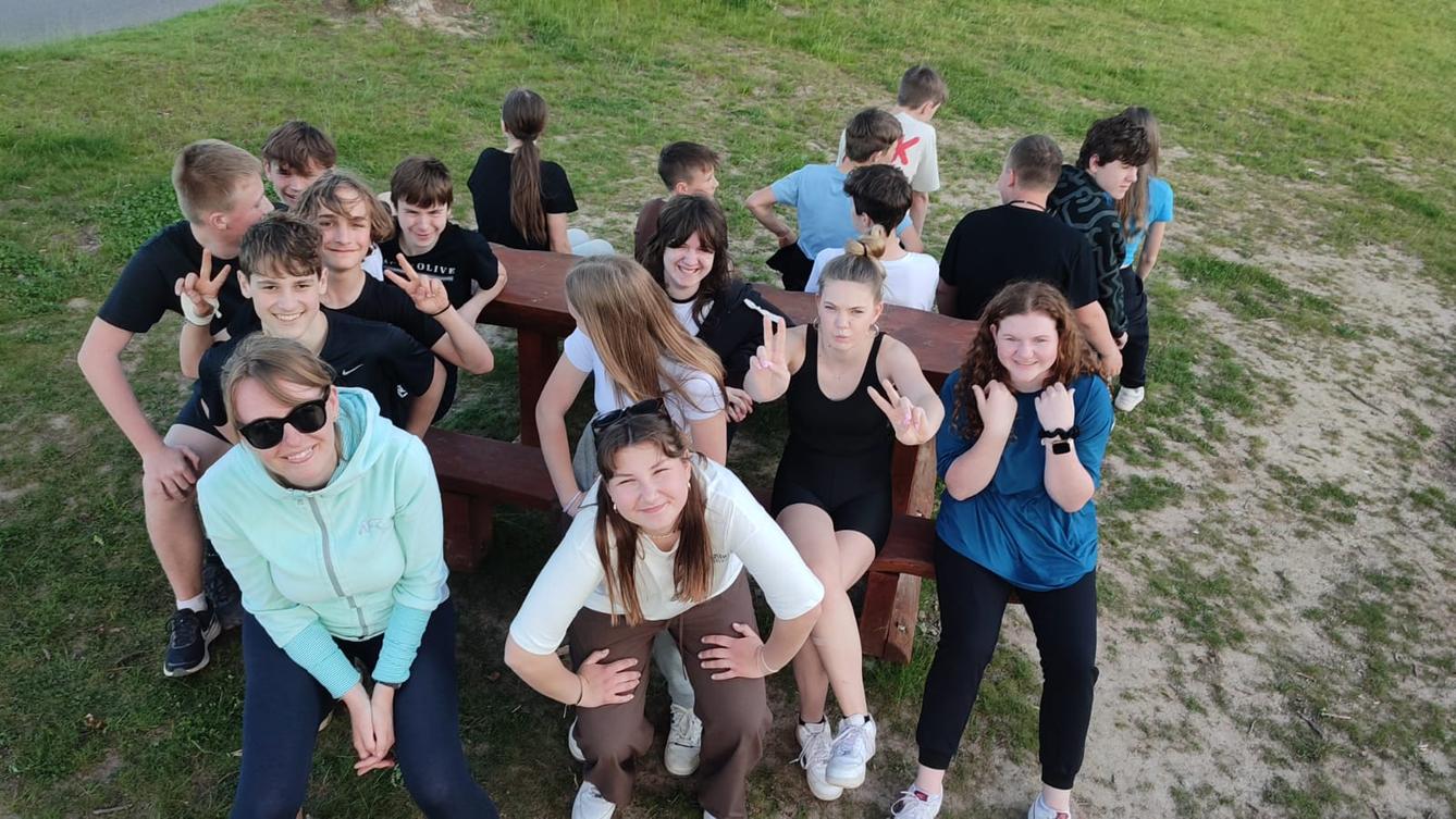 Spaní ve škole - 8. B - 32