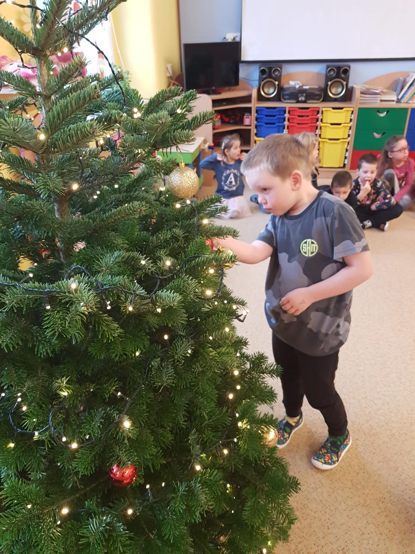 ADVENTNÍ ČAS VE ŠKOLCE - 49