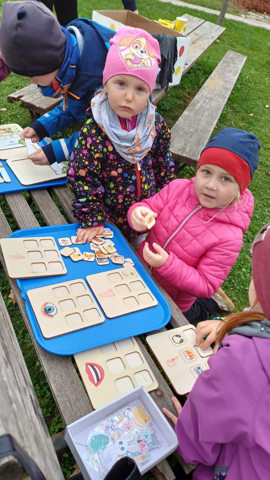 velikonoční stezka+ hledání vajíček na zahradě - 23