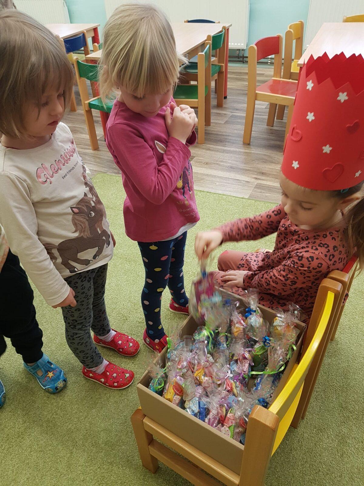 SLAVÍME: TINKA MĚLA NAROZENINY - 9