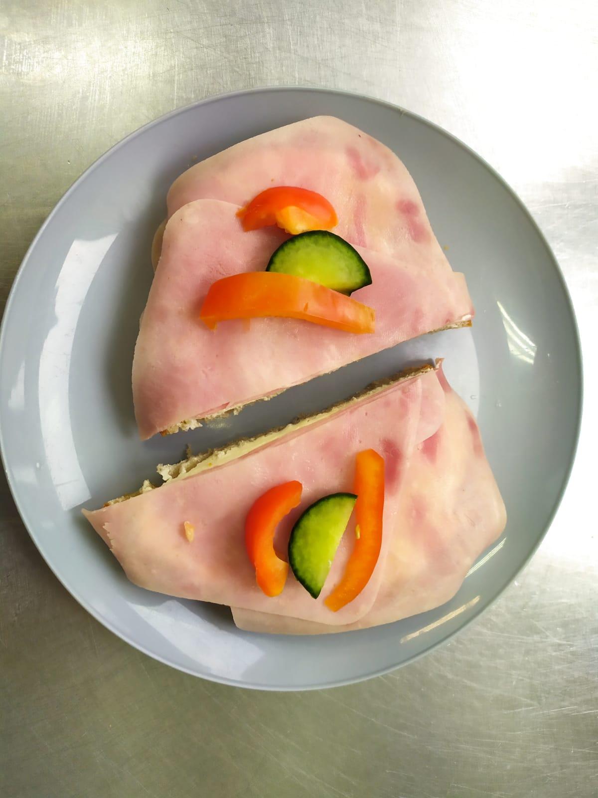 Okénko do školní a školkové kuchyně č.7 - 18