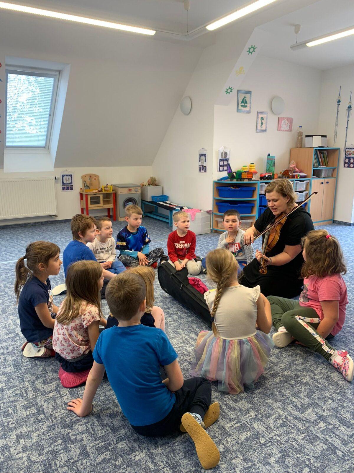 návštěva ze ZUŠ - 7