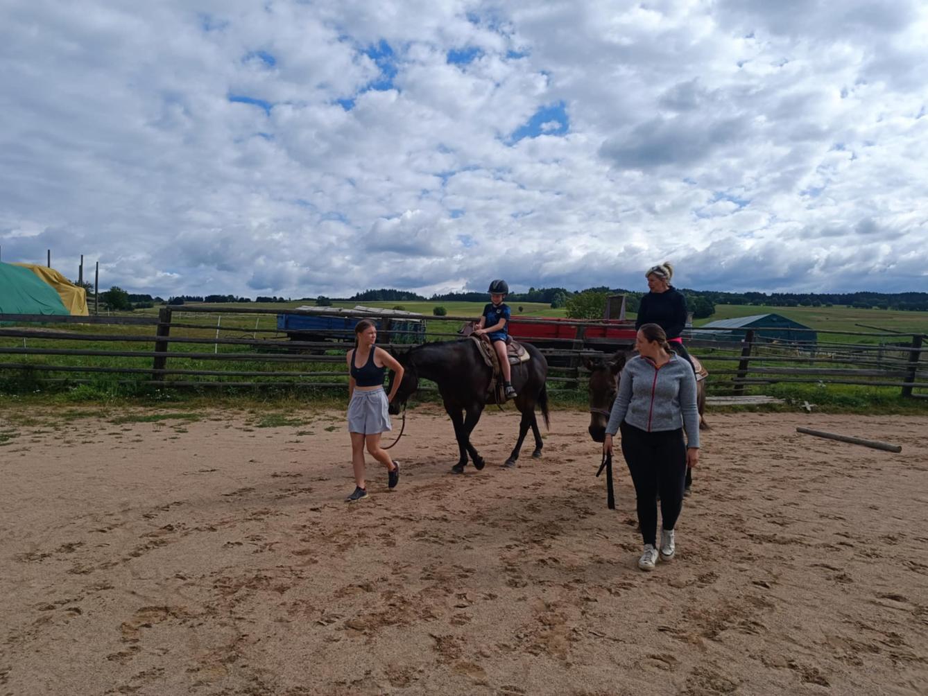 TÝDEN PLNÝ ZÁBAVY II - pátek - 51