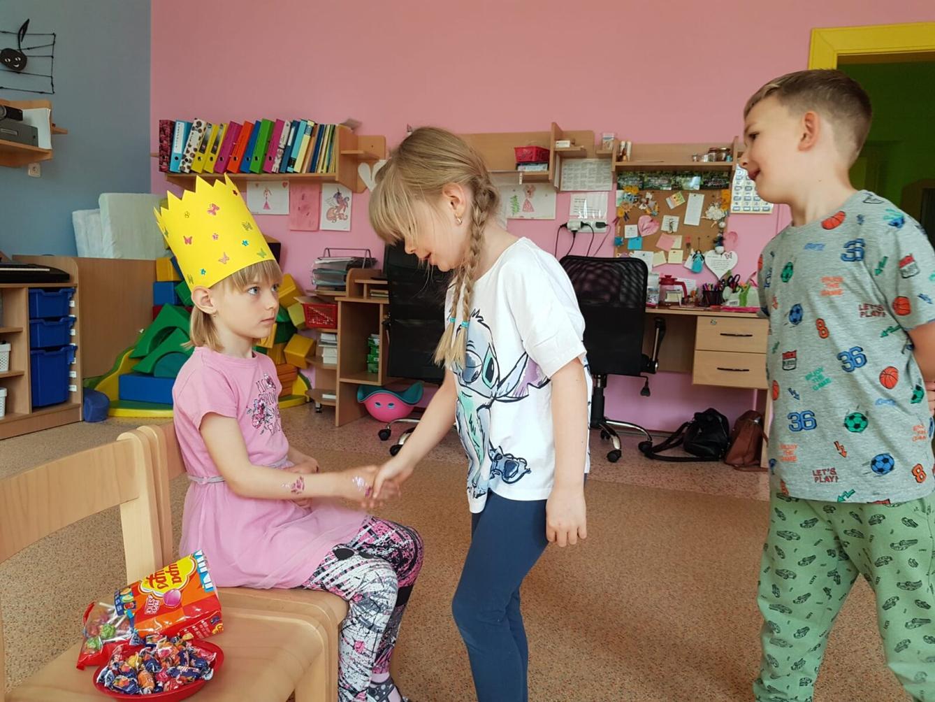 SLAVÍME: LUCINKA MĚLA NAROZENINY - 8