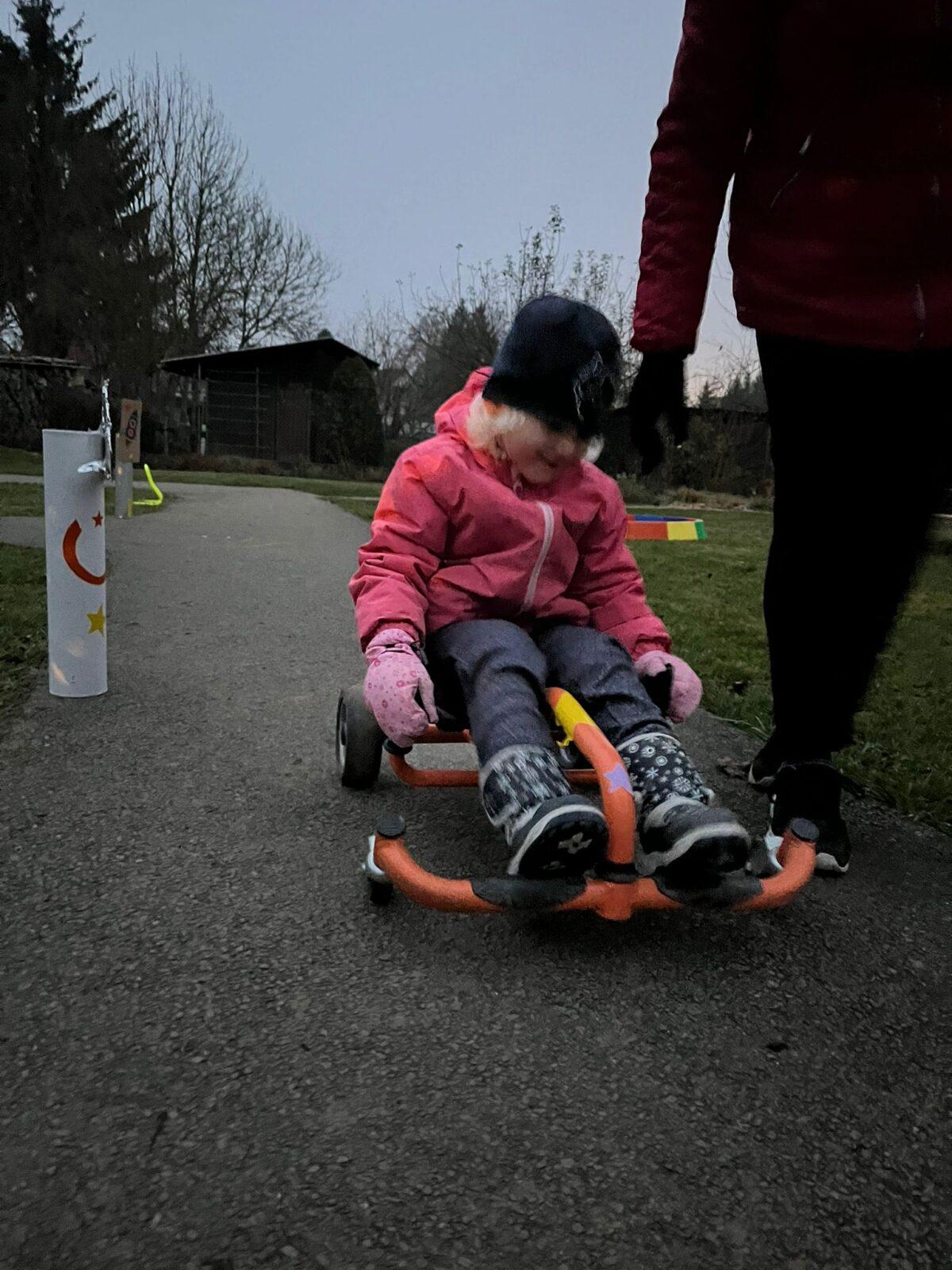 lampiónový průvod - vesmír - 24