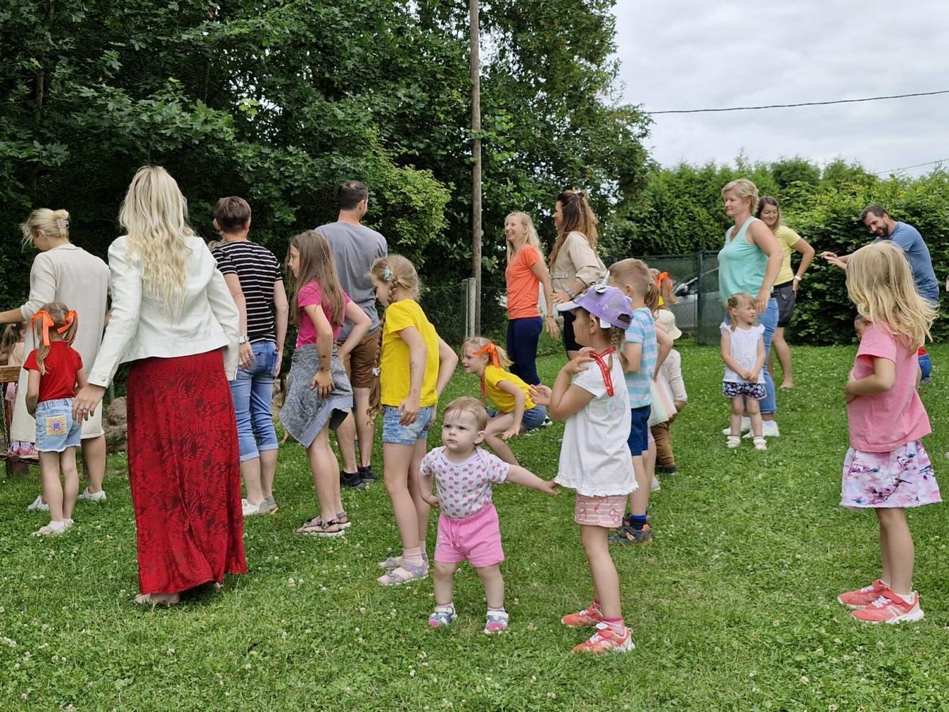 ZAHRADNÍ SLAVNOST - 41