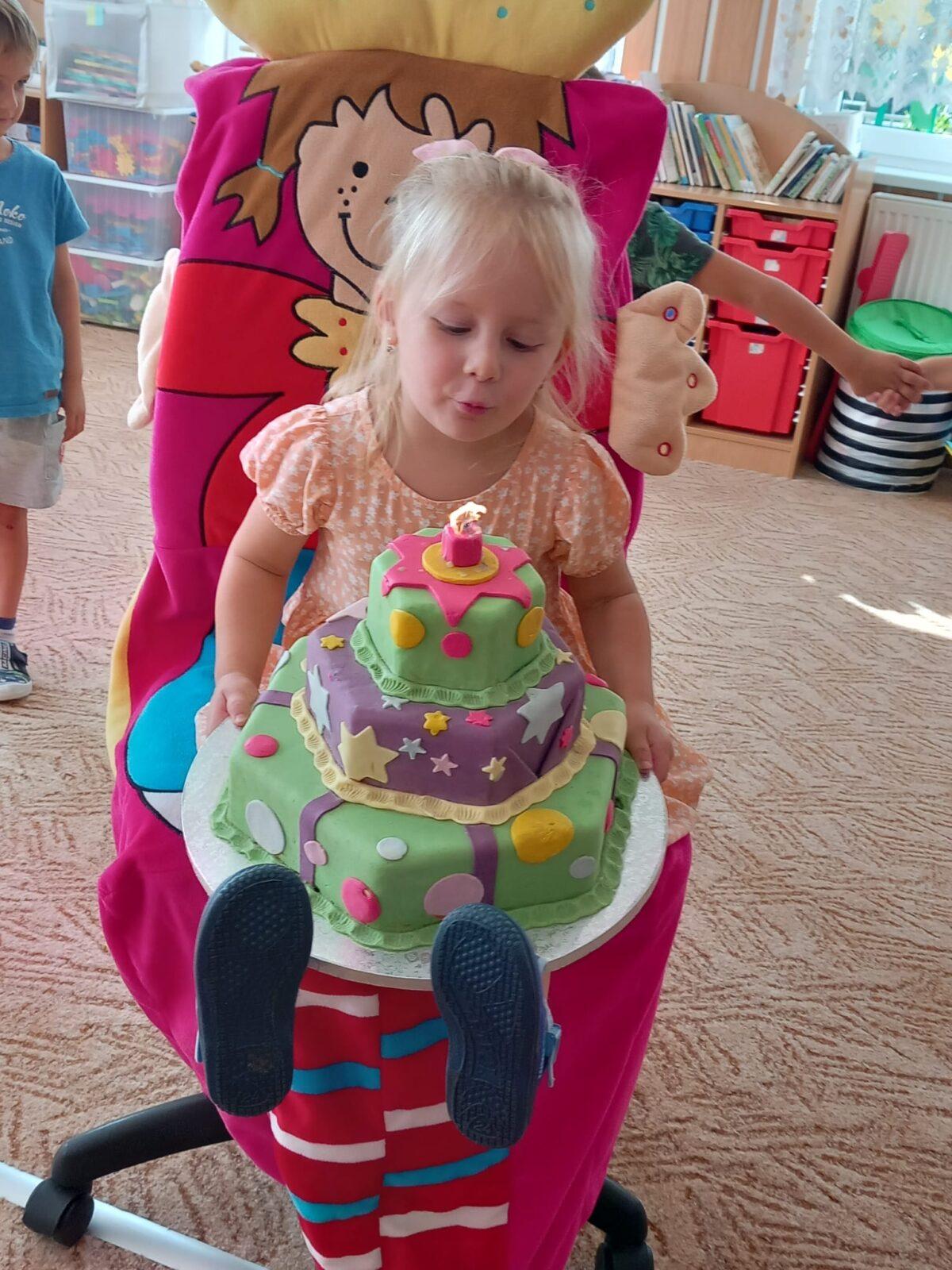 Zuzanka slaví narozeniny - 5