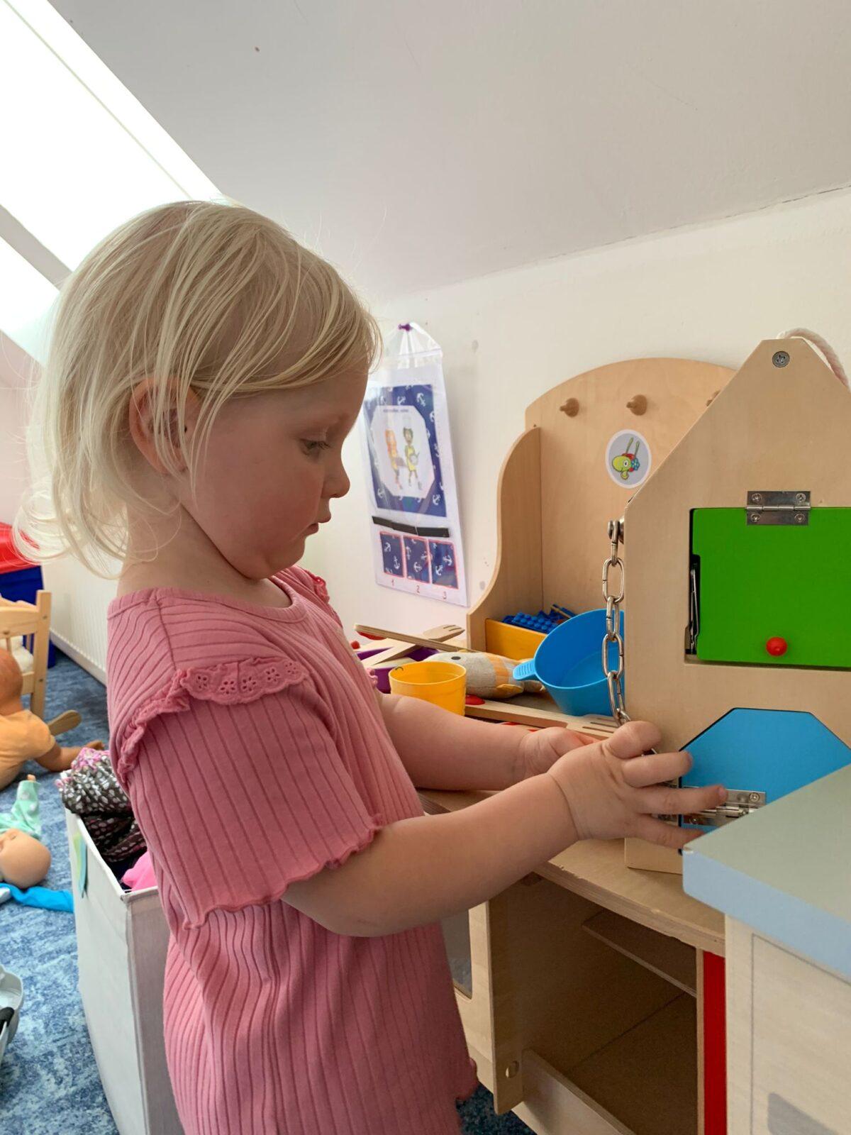 ZÁPIS DO NAŠÍ ŠKOLKY - 8