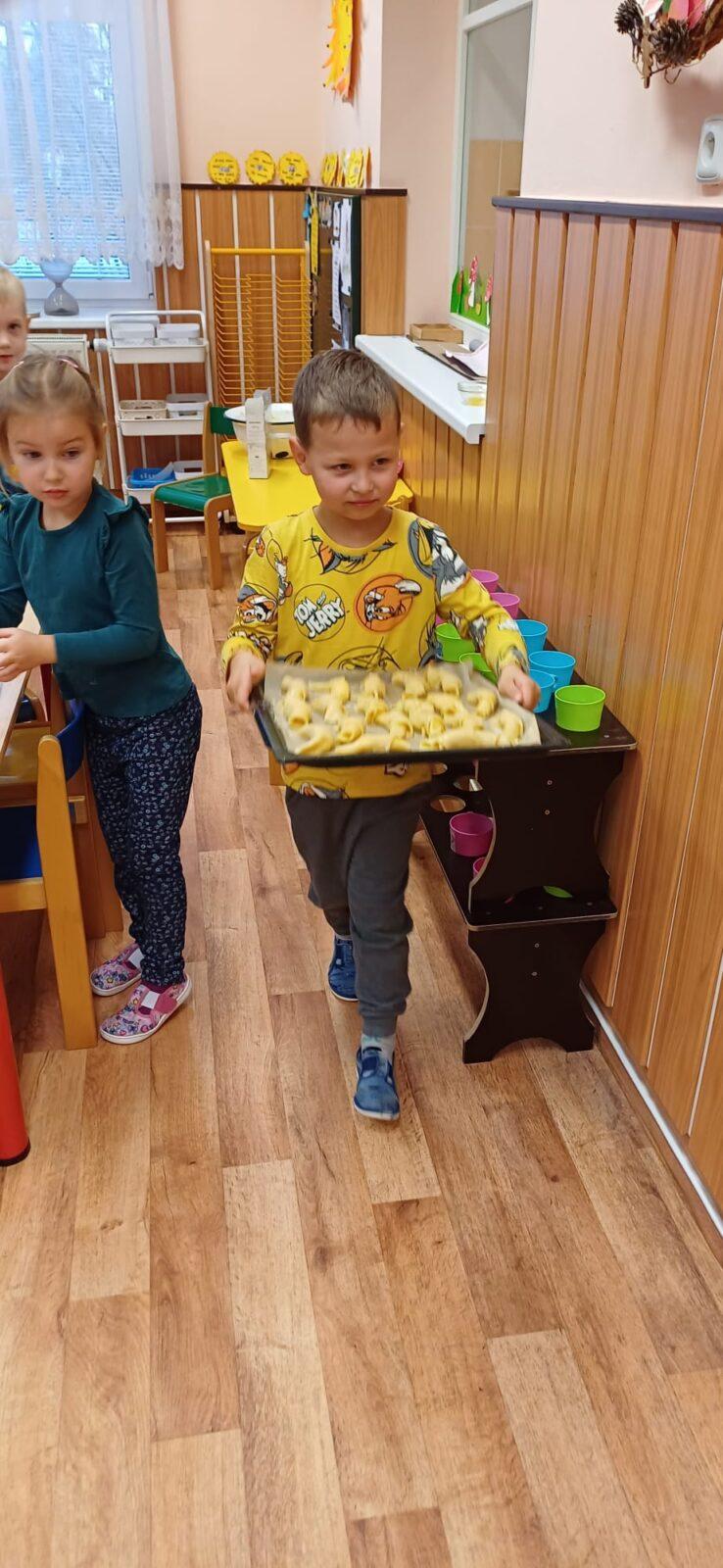 pečení svatomartinských rohlíčků - 16