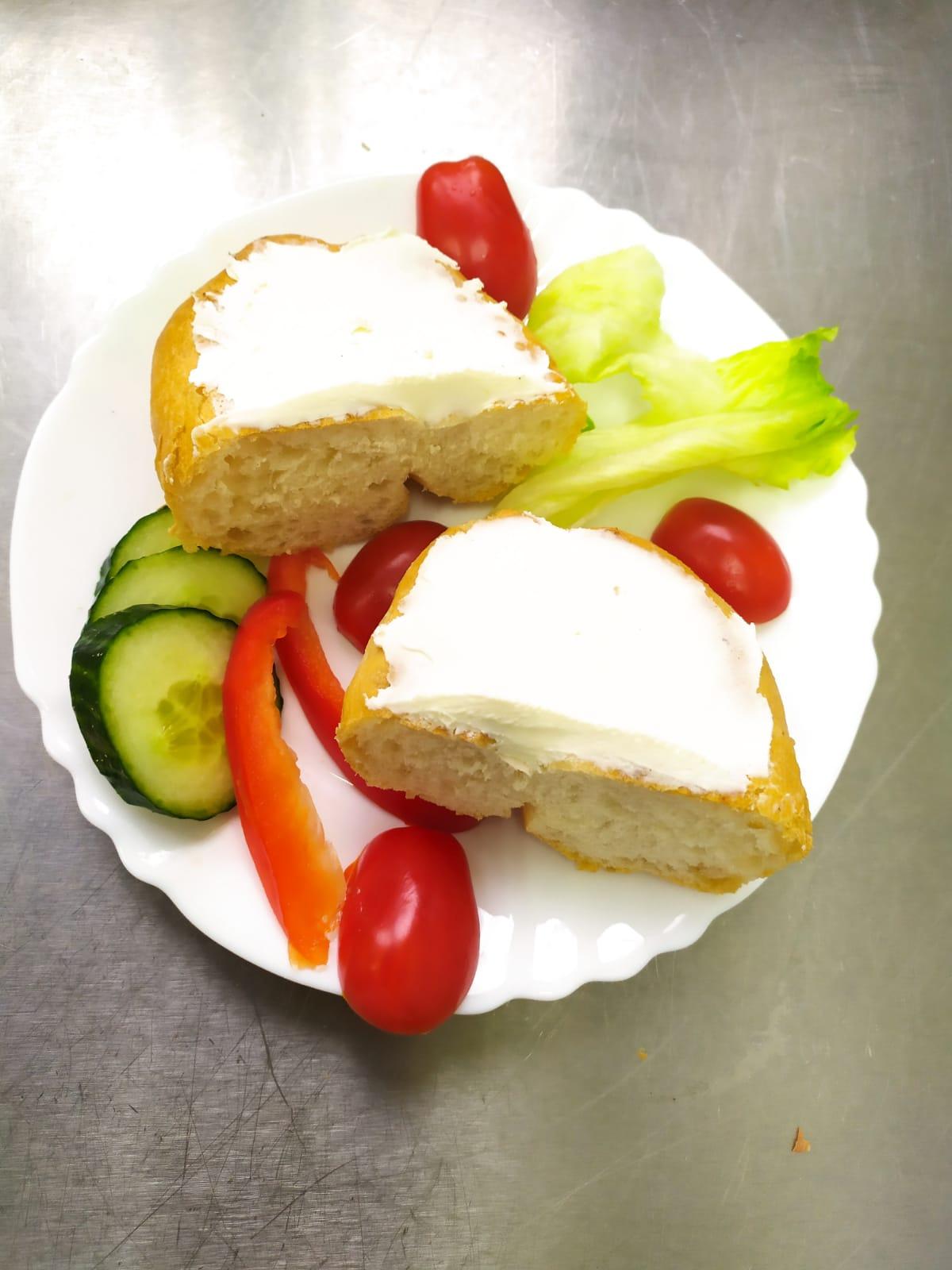 Okénko do školní a školkové kuchyně č. 3 - 25