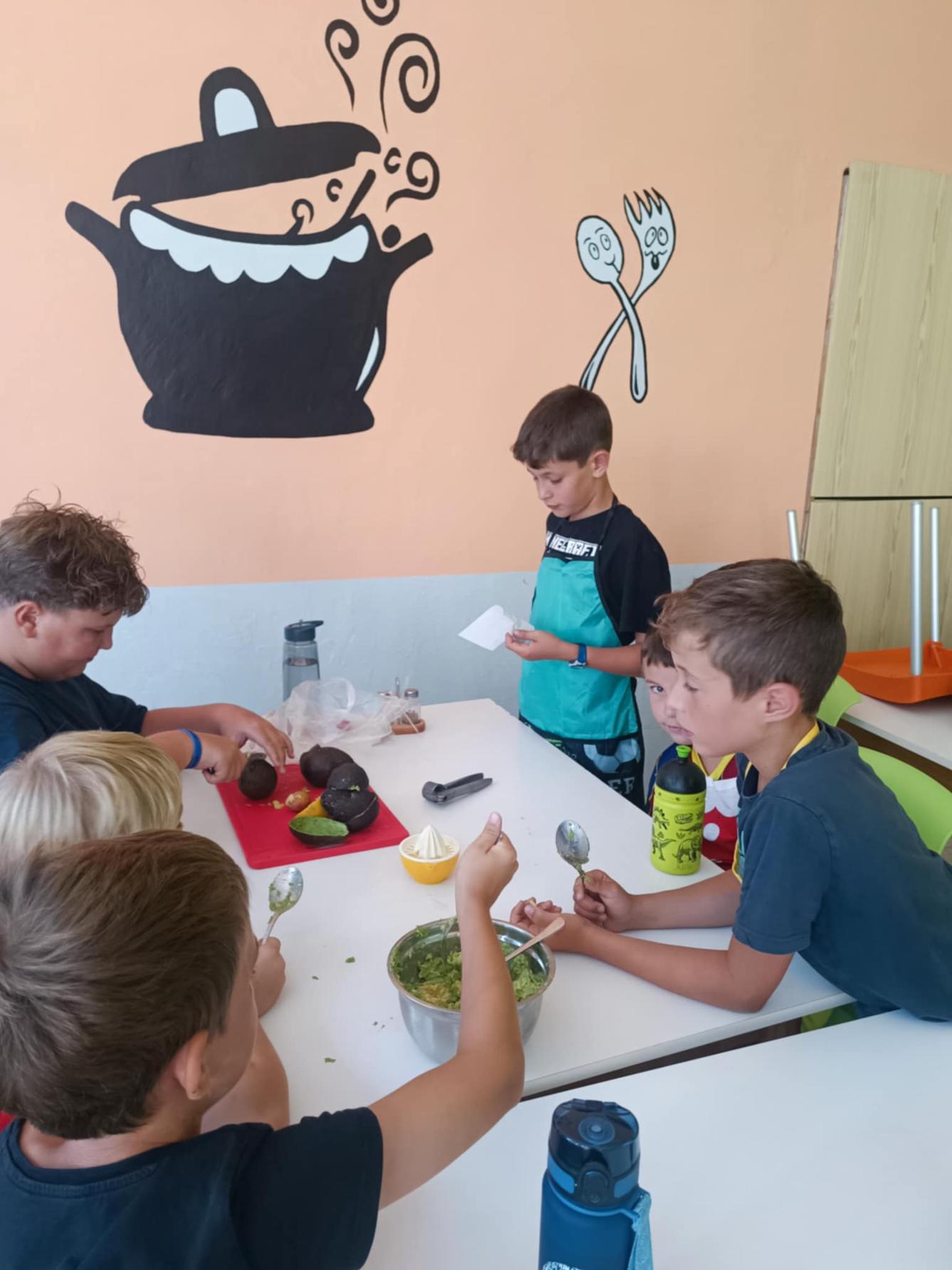 Týden plný zábavy II - úterý - 38