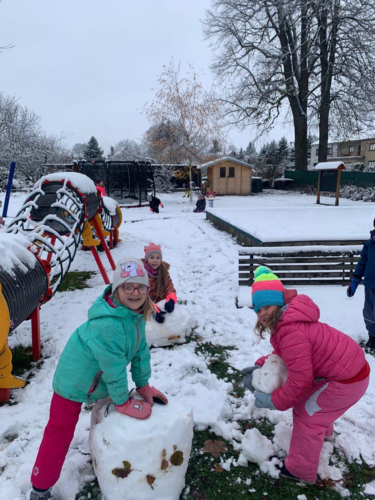 První sníh ve školce - 15