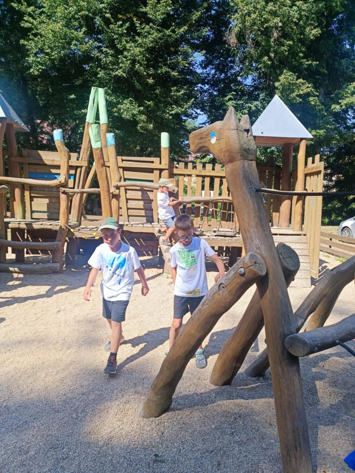 TÝDEN PLNÝ ZÁBAVY II - STŘEDA - 82