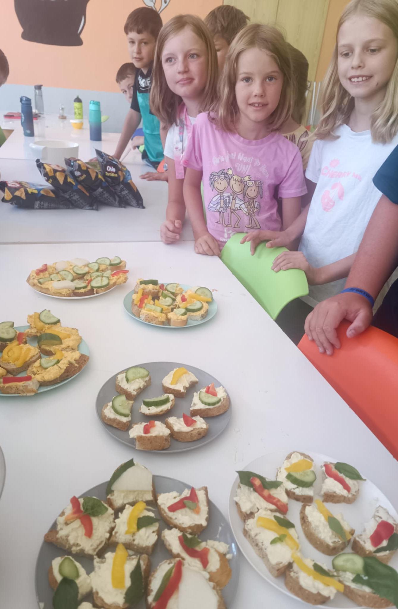 Týden plný zábavy II - úterý - 1