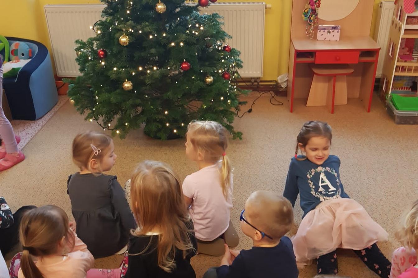 ADVENTNÍ ČAS VE ŠKOLCE