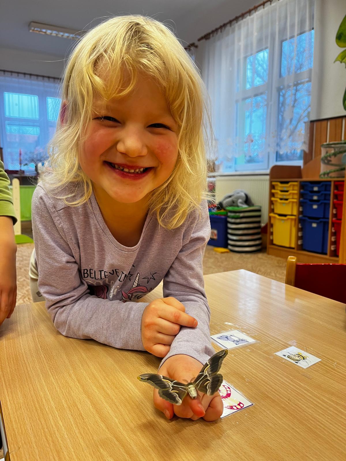 líhnutí motýlů ve školce - 1