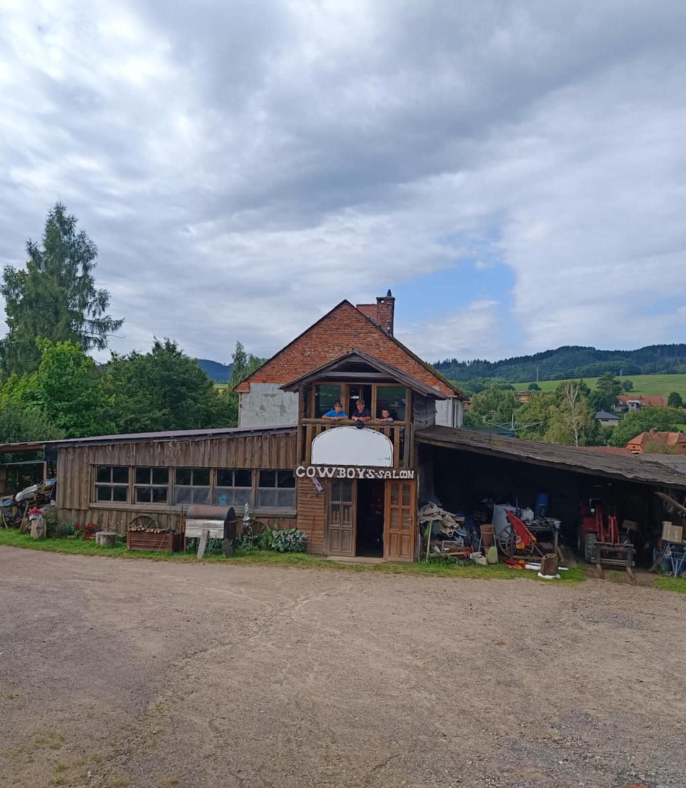 TÝDEN PLNÝ ZÁBAVY II - pátek - 1