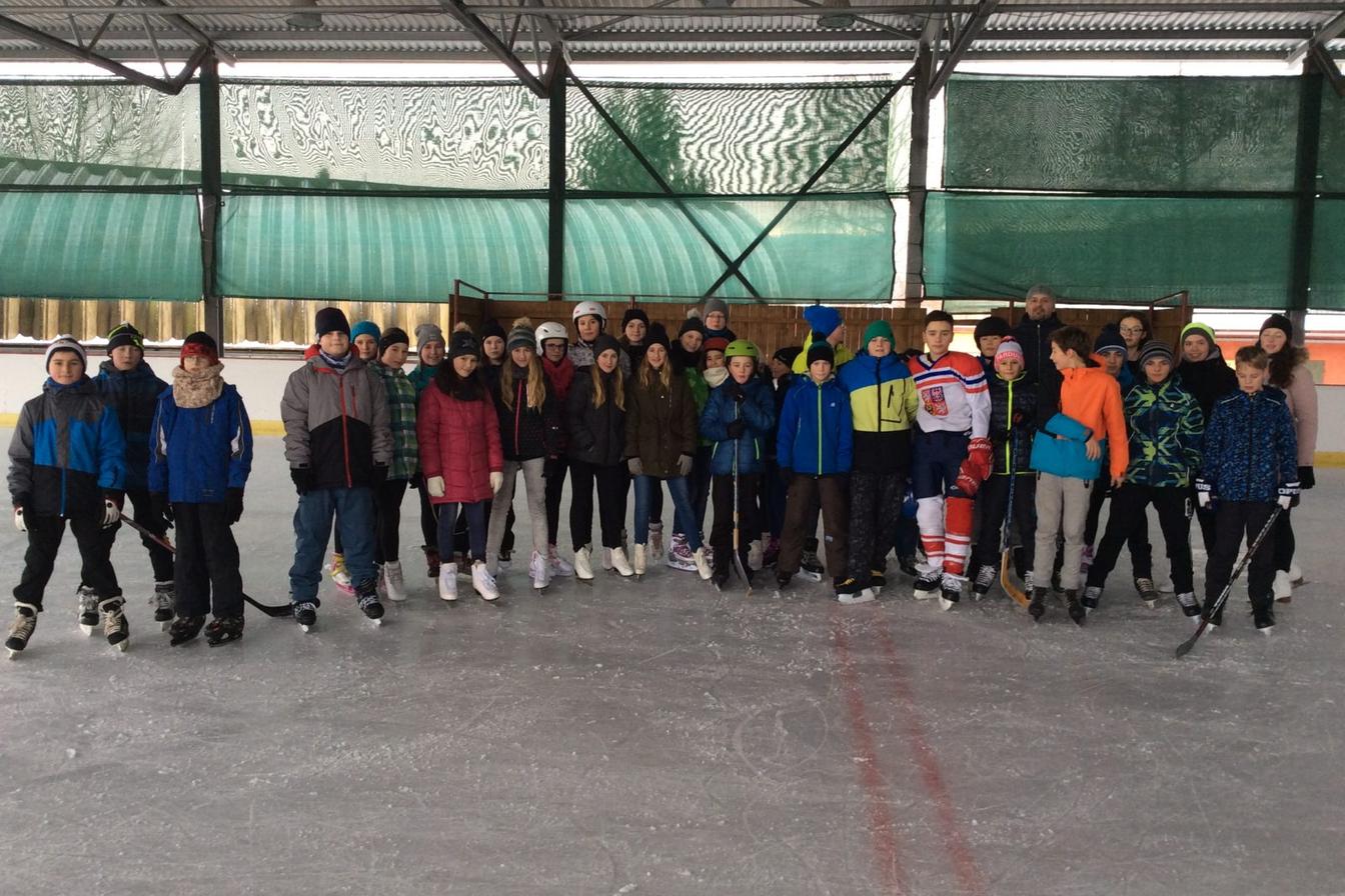 Vánoční bruslení II. stupeň