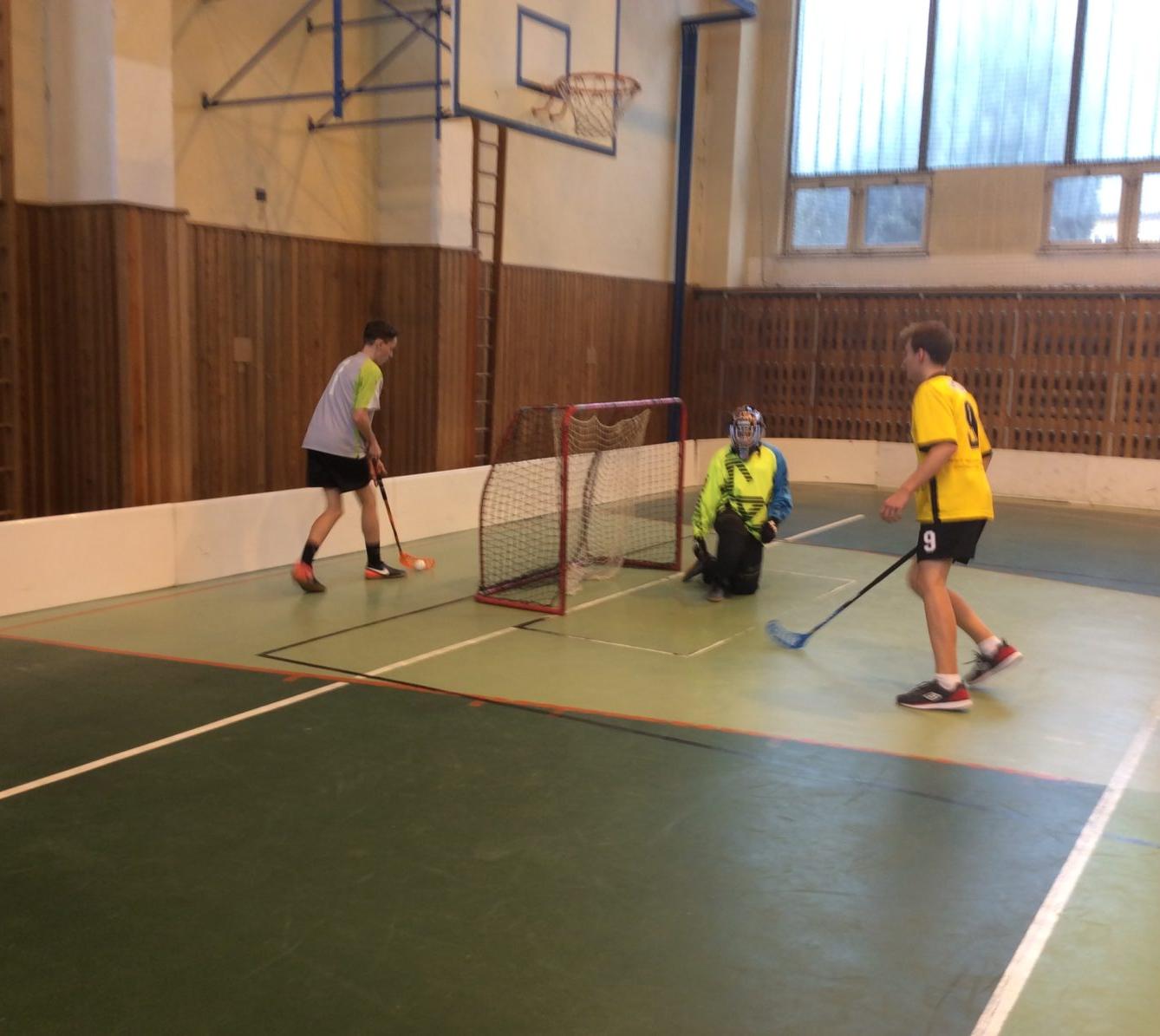Postup florbalistů do kraje - 7