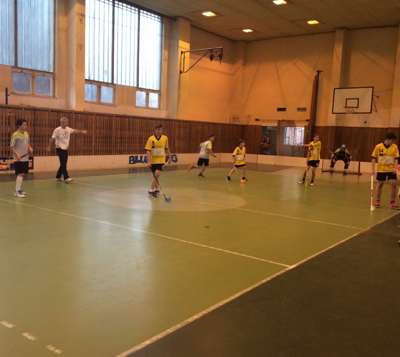 Postup florbalistů do kraje - 9